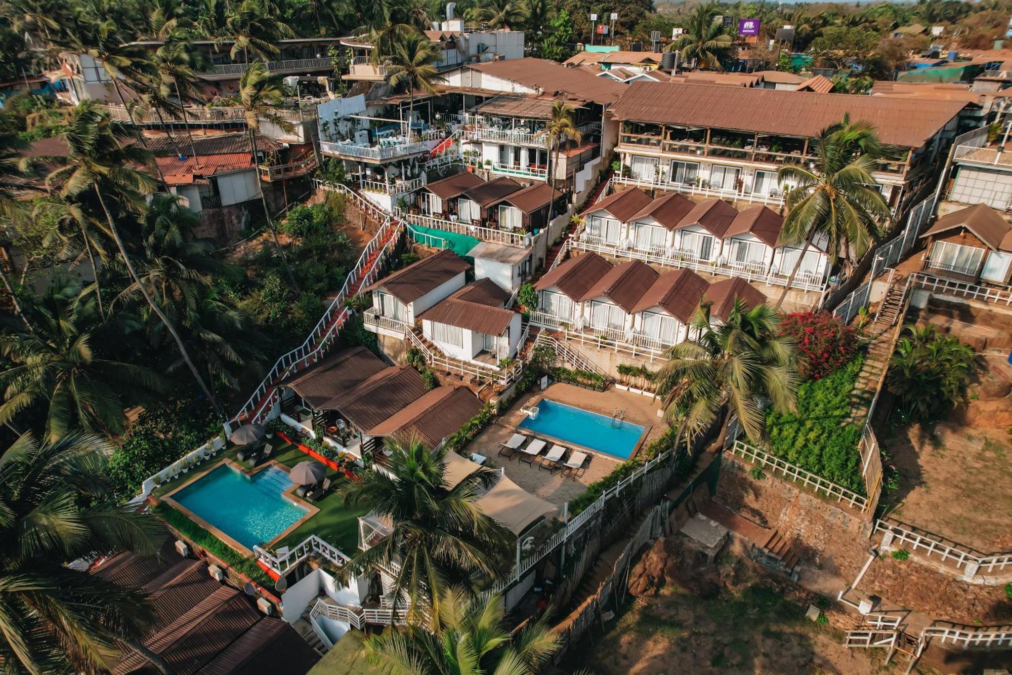 Stone Wood Beach Resort, Вагатор Экстерьер фото